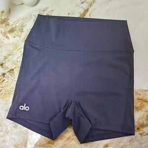 ALO Yoga Women's Dark Gray Bike Shorts